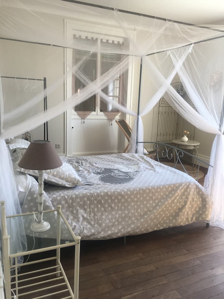 غرفة الجولة (1)