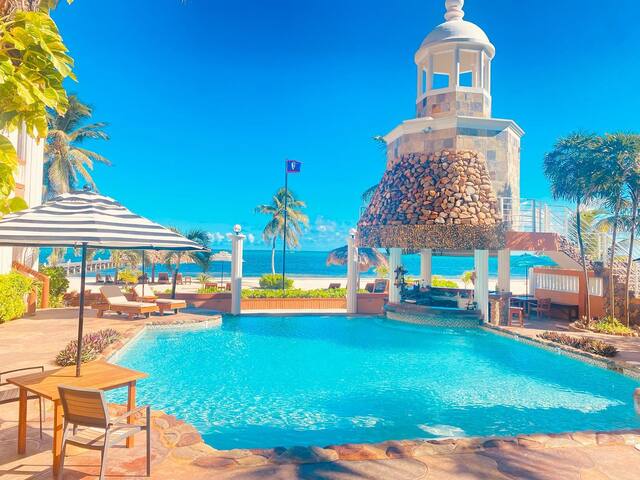 Lighthouse Beach Villa Oceano #4 gallery image 2