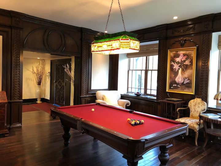 Luxury 8 Br Estate With Pool And Tennis Court - Converse Lake