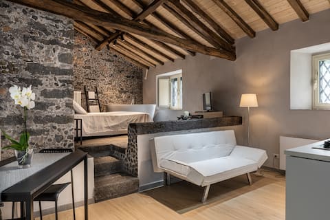 Boutique Etna Studio With Bathtub and Terrace