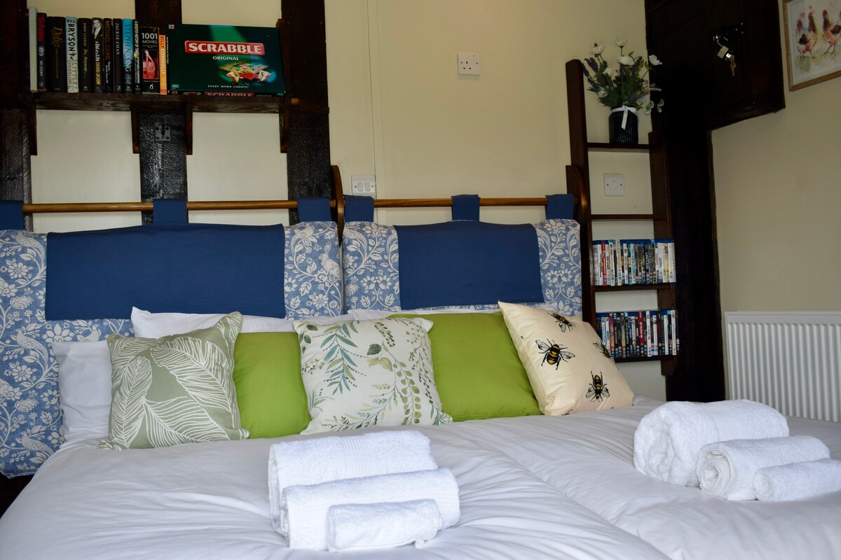 非常舒适的全弹簧床-这些床可以合在一起，打造一张超级加大双人床，也可以分为两张单人床（请在预订期间告诉我） 