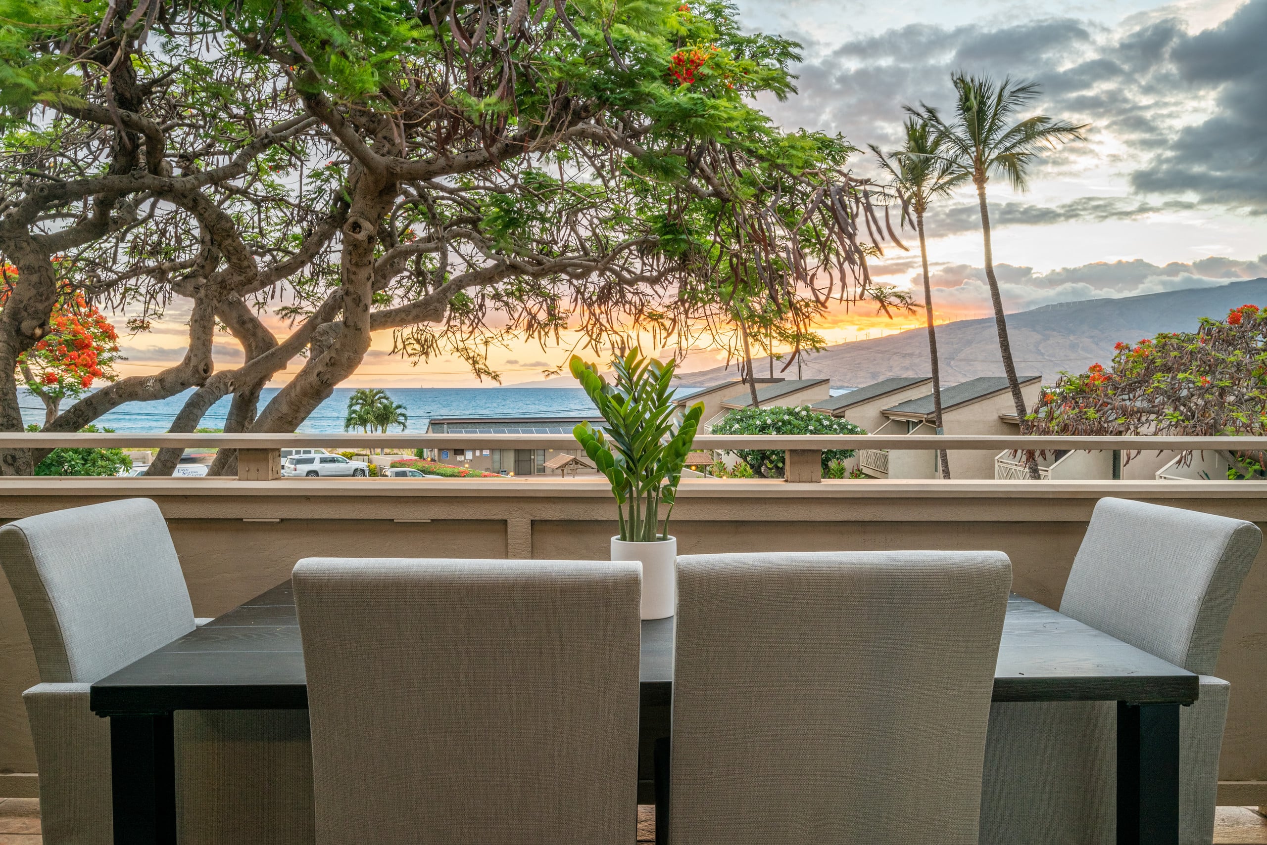 Condo in Kihei · ★4.93 · 2 bedrooms · 3 beds · 1 bath - Image 32