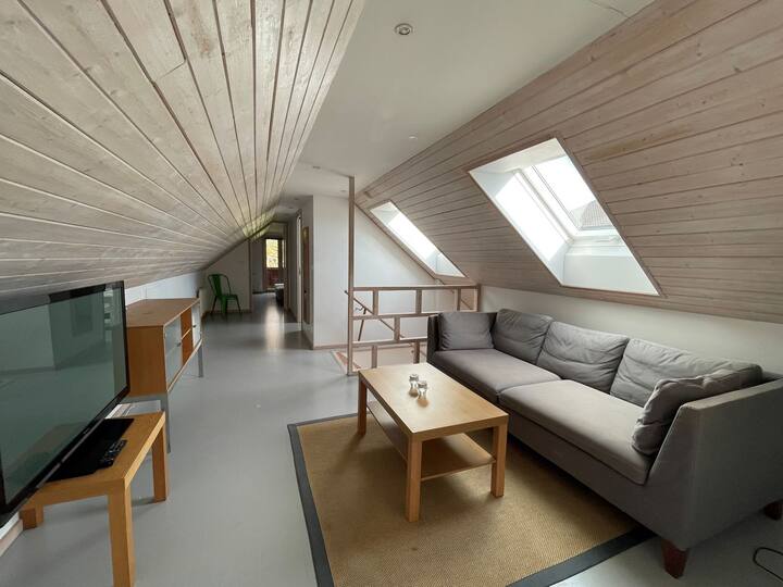 Fint Gårdshus Med 6 Bäddar Vid Malen I Båstad - Båstad