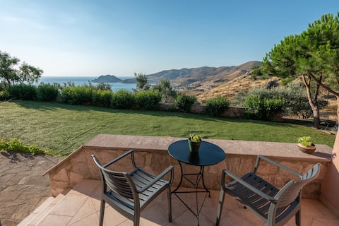 Paralia Agios Ioannis Kaspakas Vacation Rentals & Homes - Agios Ioannis,  Greece | Airbnb