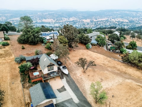Charming 3 bedroom cottage near Lake Tulloch