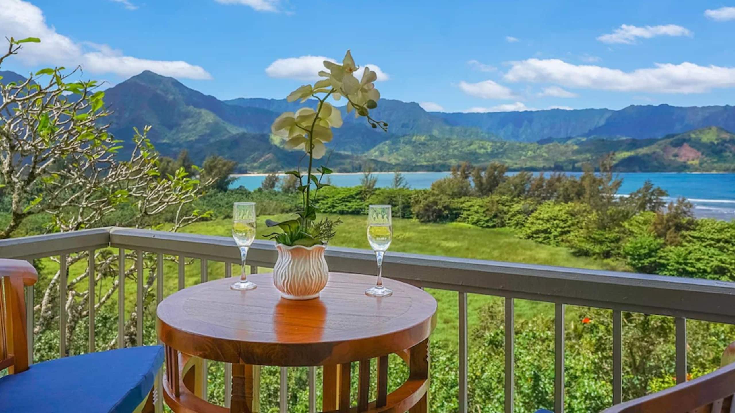 Spectacular views of Hanalei Bay sleeps 3 #9201 - Image 2