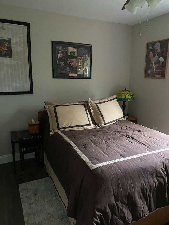 Bronson Holiday Rentals & Homes Florida, United States Airbnb