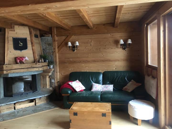 Ambiance Chalet Pour Ce Duplex Bois Avec Sauna - Beaufort