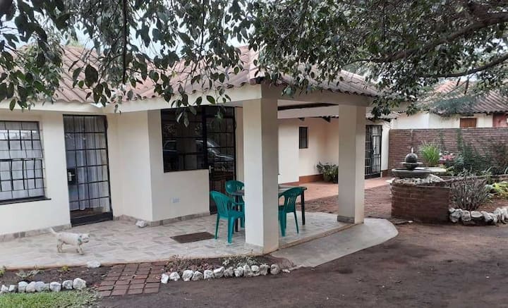 One Private Room At Sonke Apartments In Blantyre - Blantyre