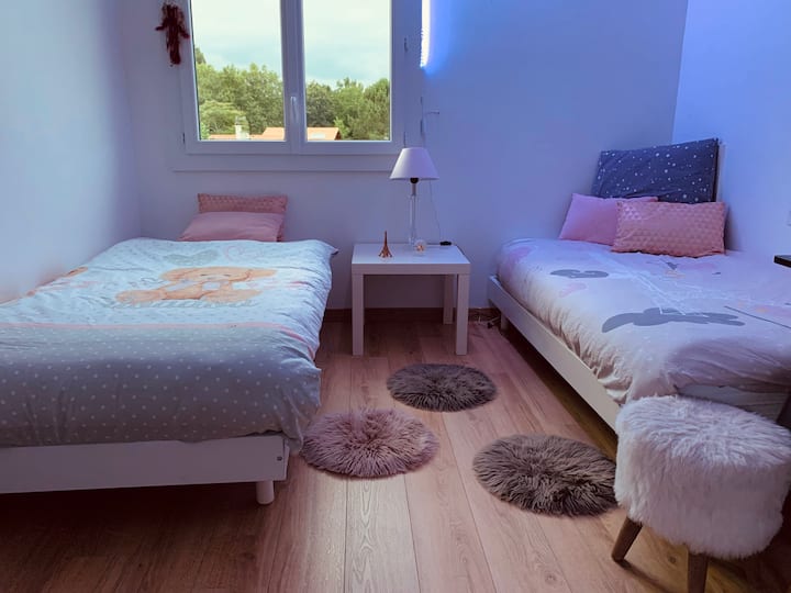 חדר זוגי שתי מיטות יחיד