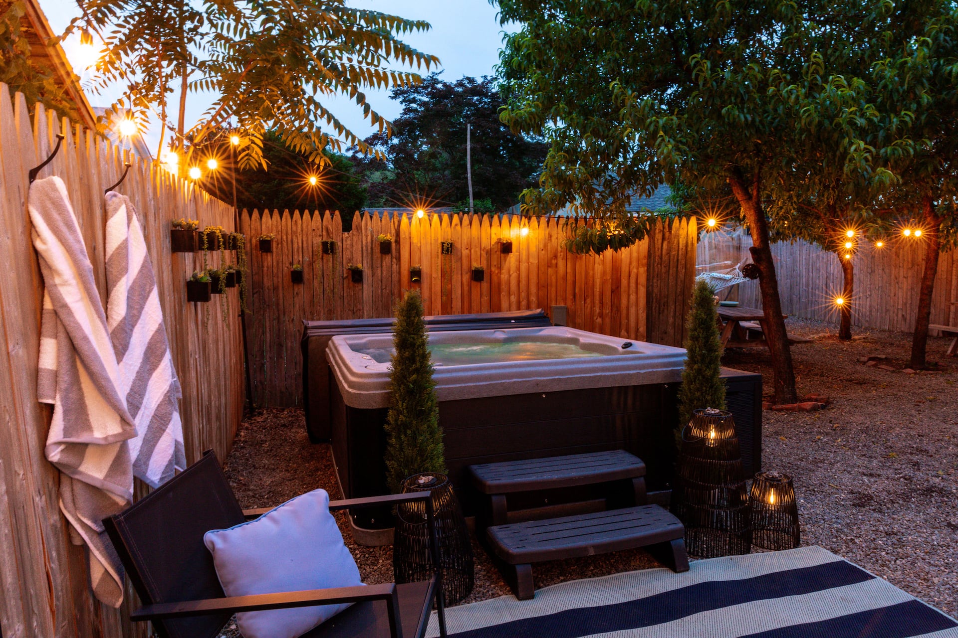 Dog-Friendly Hudson Valley Escape with Hot Tub & Jacuzzi