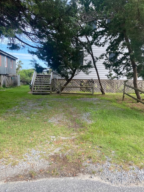 SOUND VIEW! Adorable Island Cottage with View!