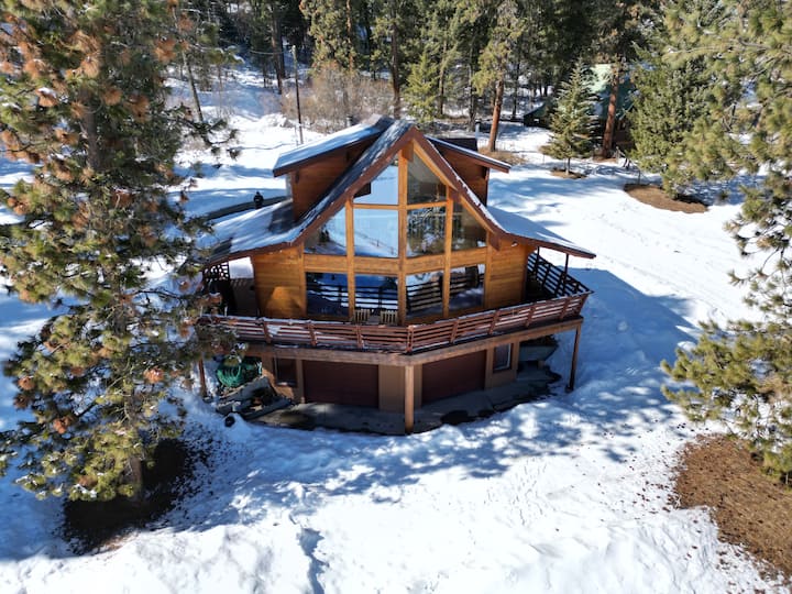 Large/Cozy Cabin on Acreage with Views! Cabins for Rent in Garden