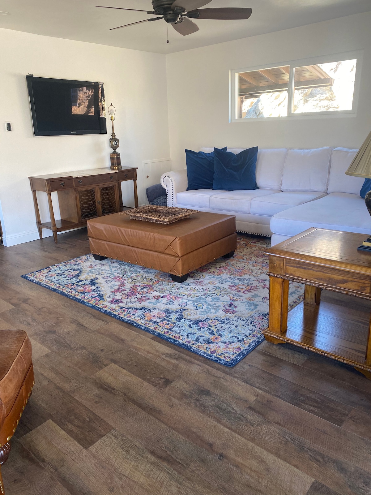 Popular Airbnb listing: Kernville Never Mine Home - Gateway to Sequoias in Bakersfield