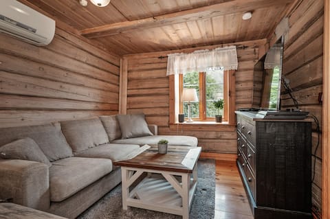 Top performing Airbnb: Stamp and sauna! Small farm with a stunning view! in Ringebu