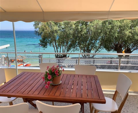 Blue Flag Award Winning Beach: Home 2