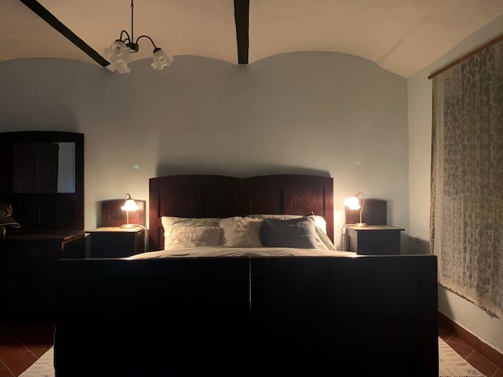 غرفة النوم 1