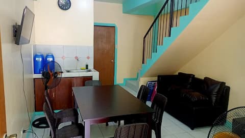 Near Robinsons w/ Netflix, 100MBPS, Xtra guests OK