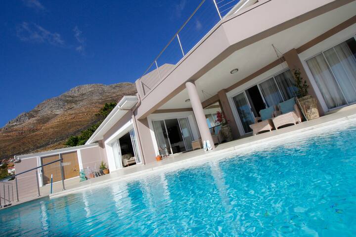 Peaceful, serene retreat, William French Villa gallery image 2