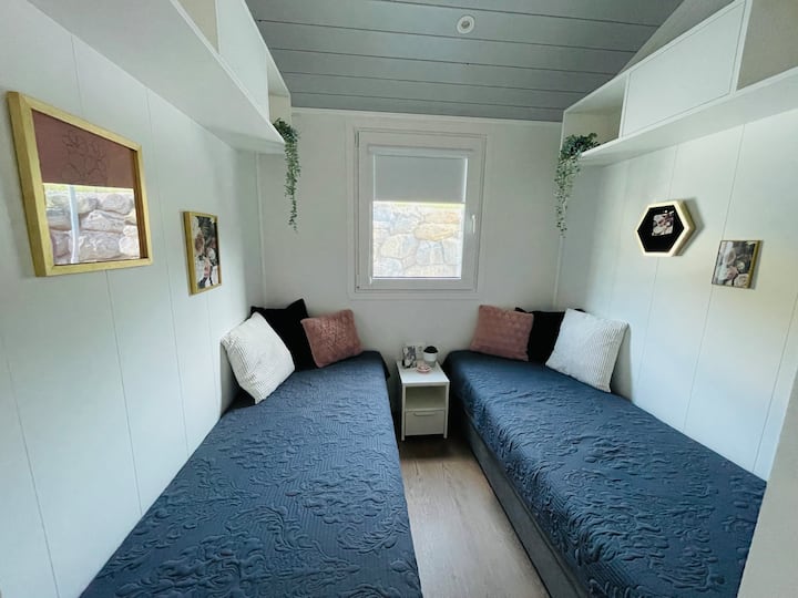 Schlafzimmer 2