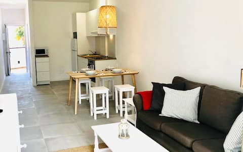 Upper floor & Renovate & Next to beach & Pool 521