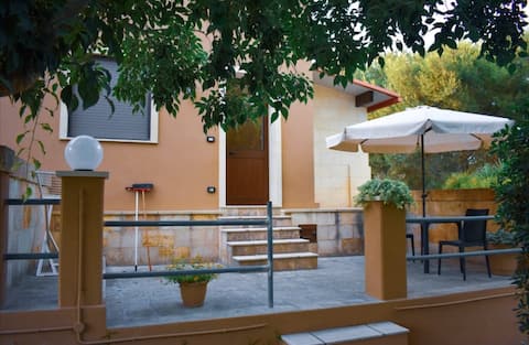 Top Airbnb: Antonio Luigi Aprile Tourist Apartments a Melendugno