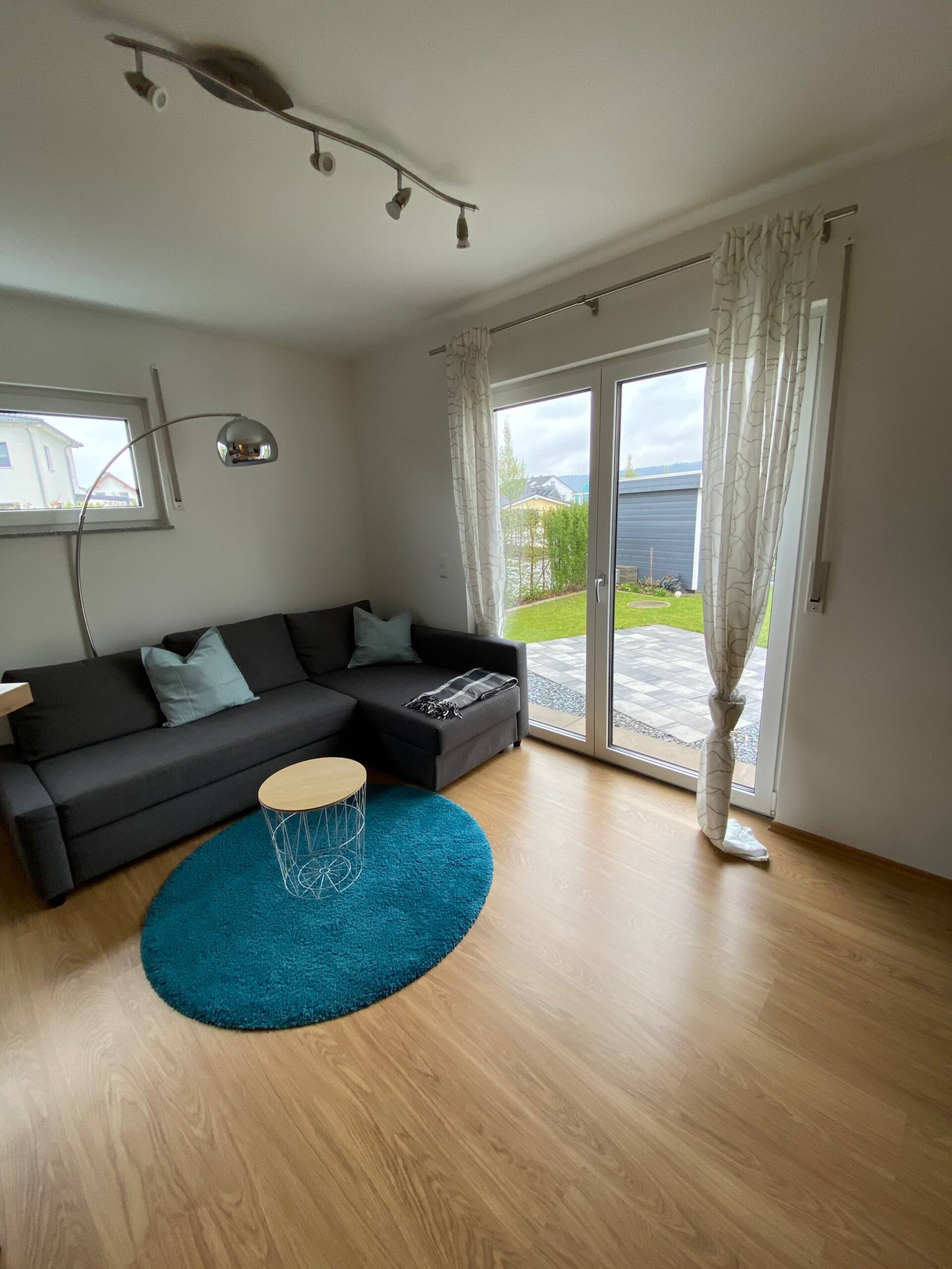 Elegant 2-room apartment in a quiet location — photo 2