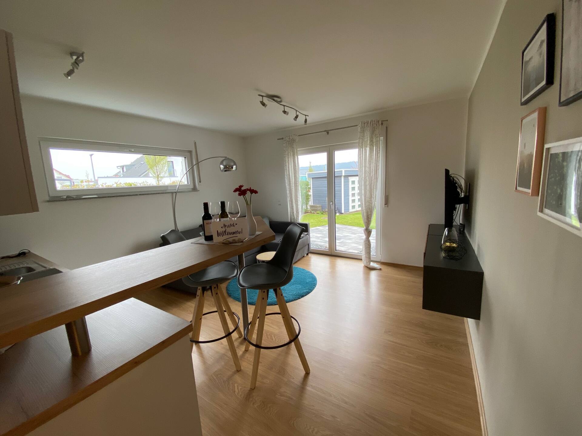 Elegant 2-room apartment in a quiet location — photo 4