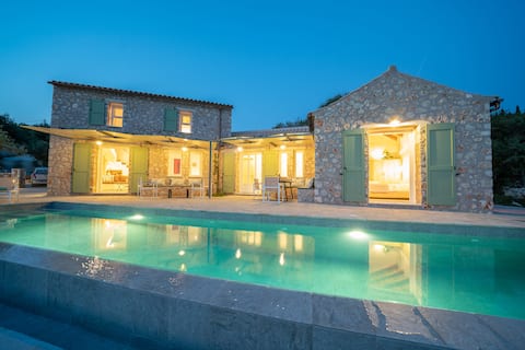 Popular Airbnb listing: Villa Agrili in Δήμος Σάμης