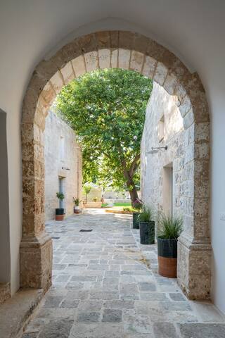 “Borgogelso”, a beautiful oasis in Salento. gallery image 2