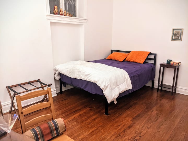 Hoofdslaapkamer (achter)