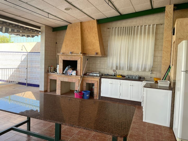Agradable Villa Con Piscina Privada - Orihuela