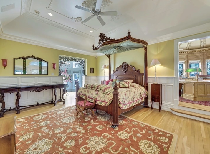 Dormitorio principal con cama king size