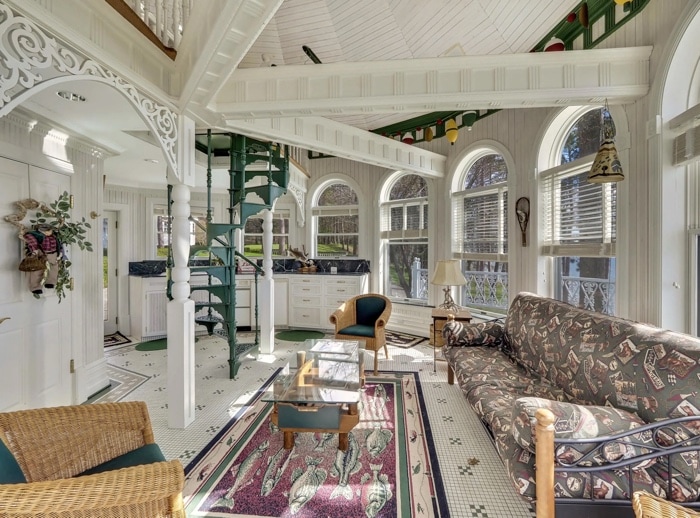 Gazebo con sofá cama 