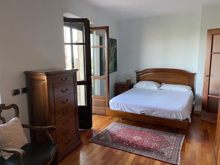 Second Bedroom / Second Bedroom