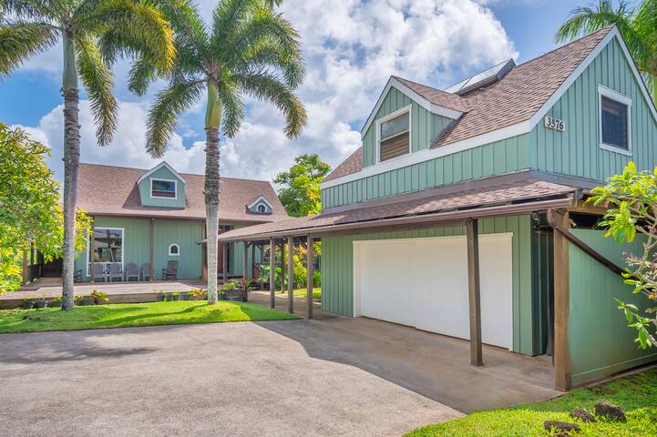 Stunning Tri-level Villa gallery image 4