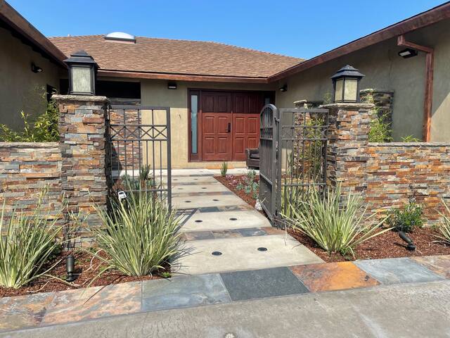 Casa Riviera gallery image 3