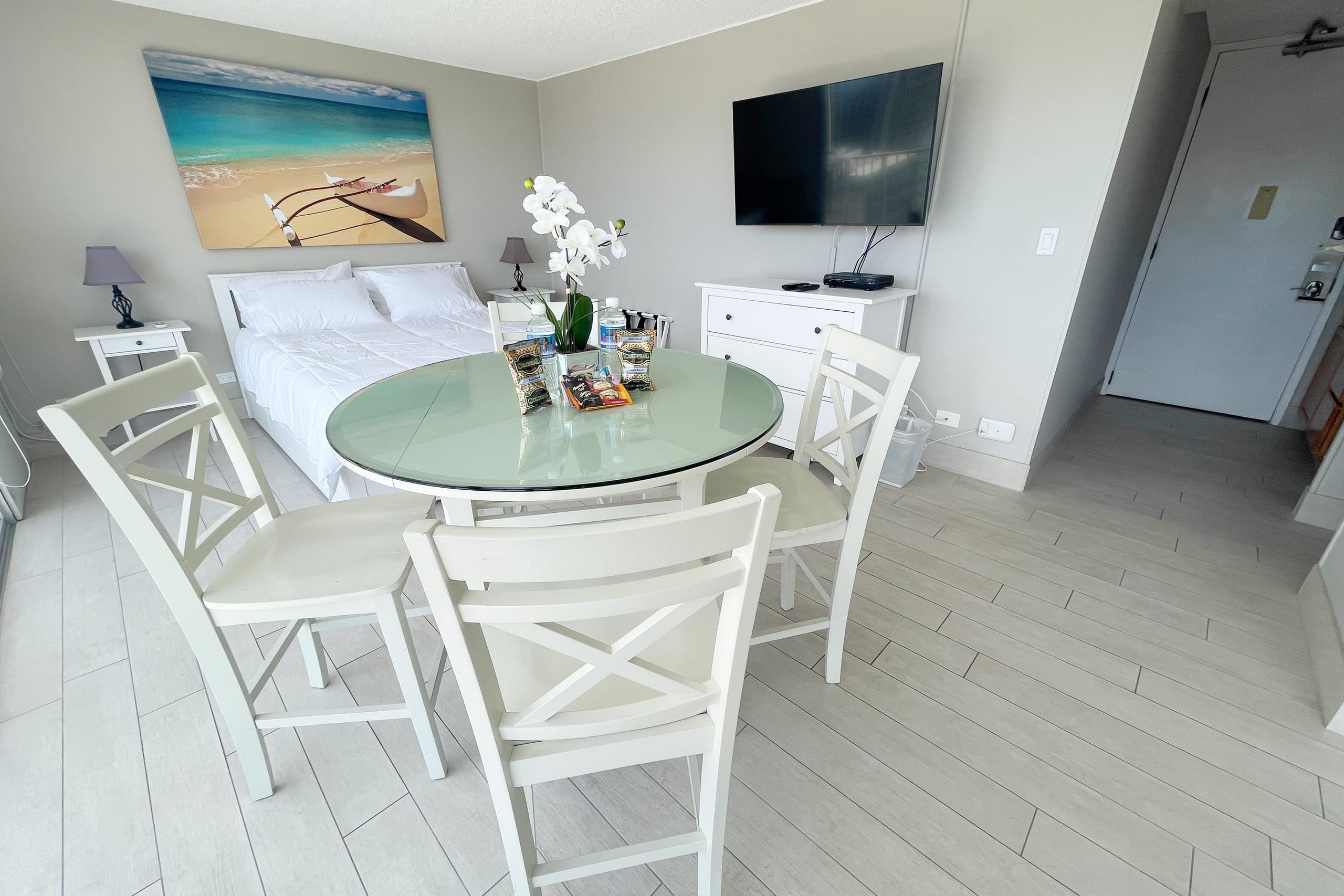 Condo in Honolulu · ★4.93 · 1 bedroom · 1 bed · 1 bath - Image 3