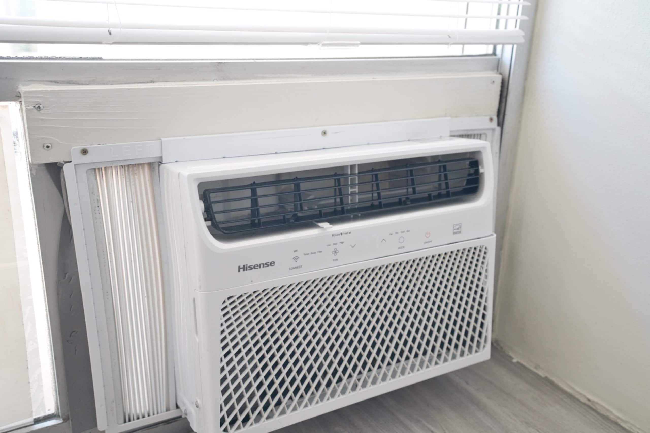 Comfy Studio in Heart of Waikiki with parking - Image 16