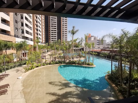 Apt no 25o Andar Brás Condomínio Piscine Resort