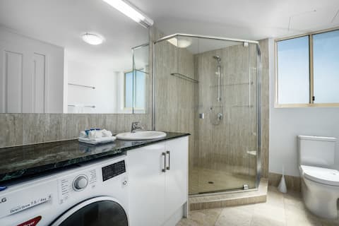 Studio Beach Executive