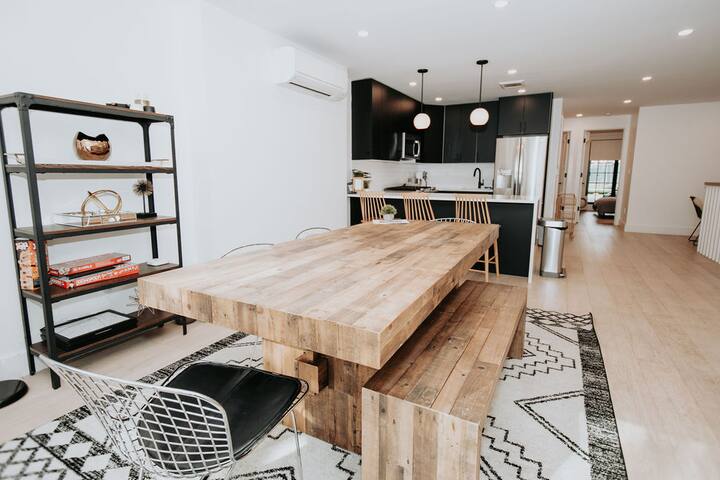 Spacious NEW Brooklyn Duplex 30 min to Manhattan! gallery image 5