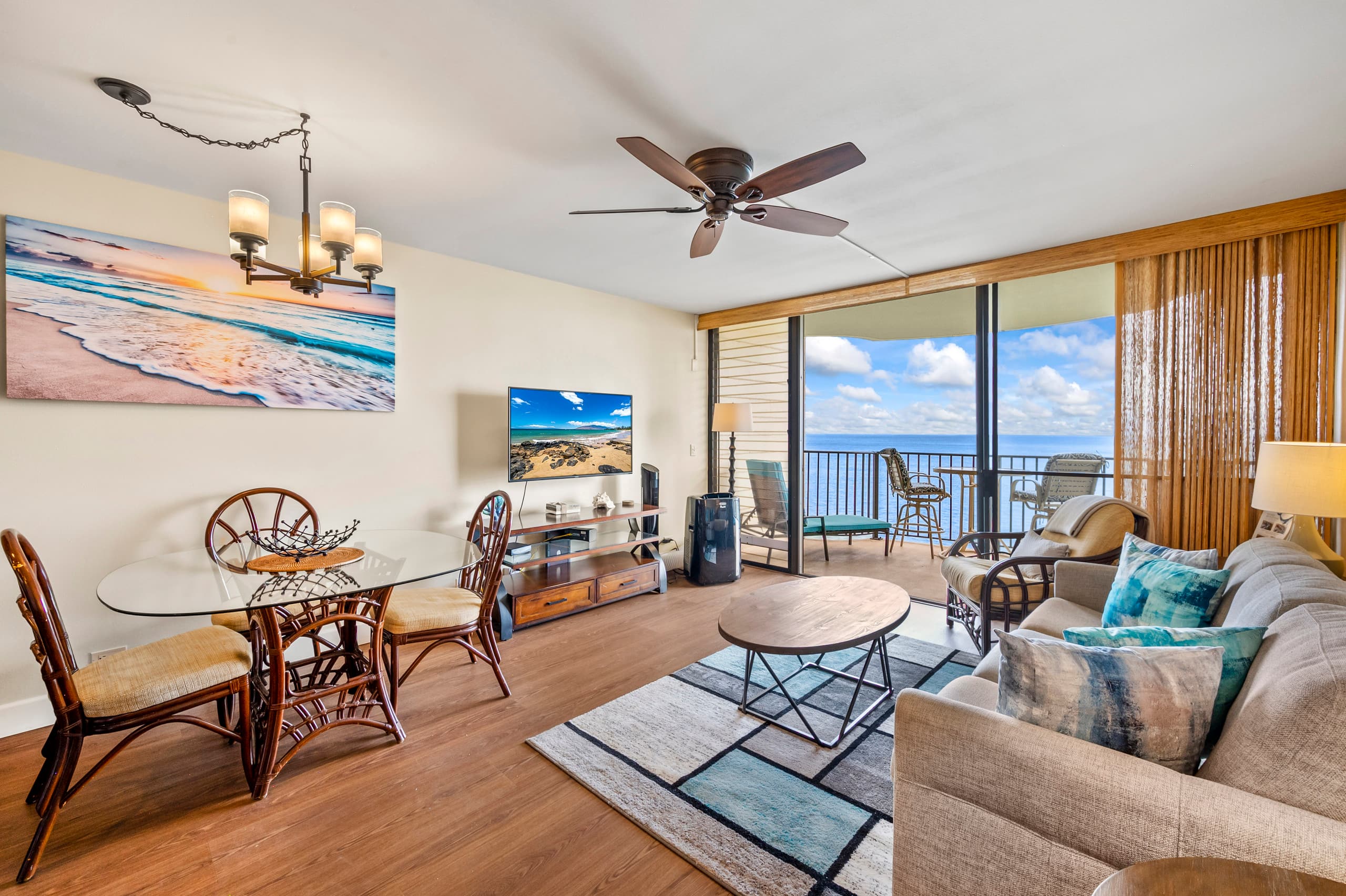 Condo in Lahaina · ★4.94 · 1 bedroom · 2 beds · 1 bath - Image 3