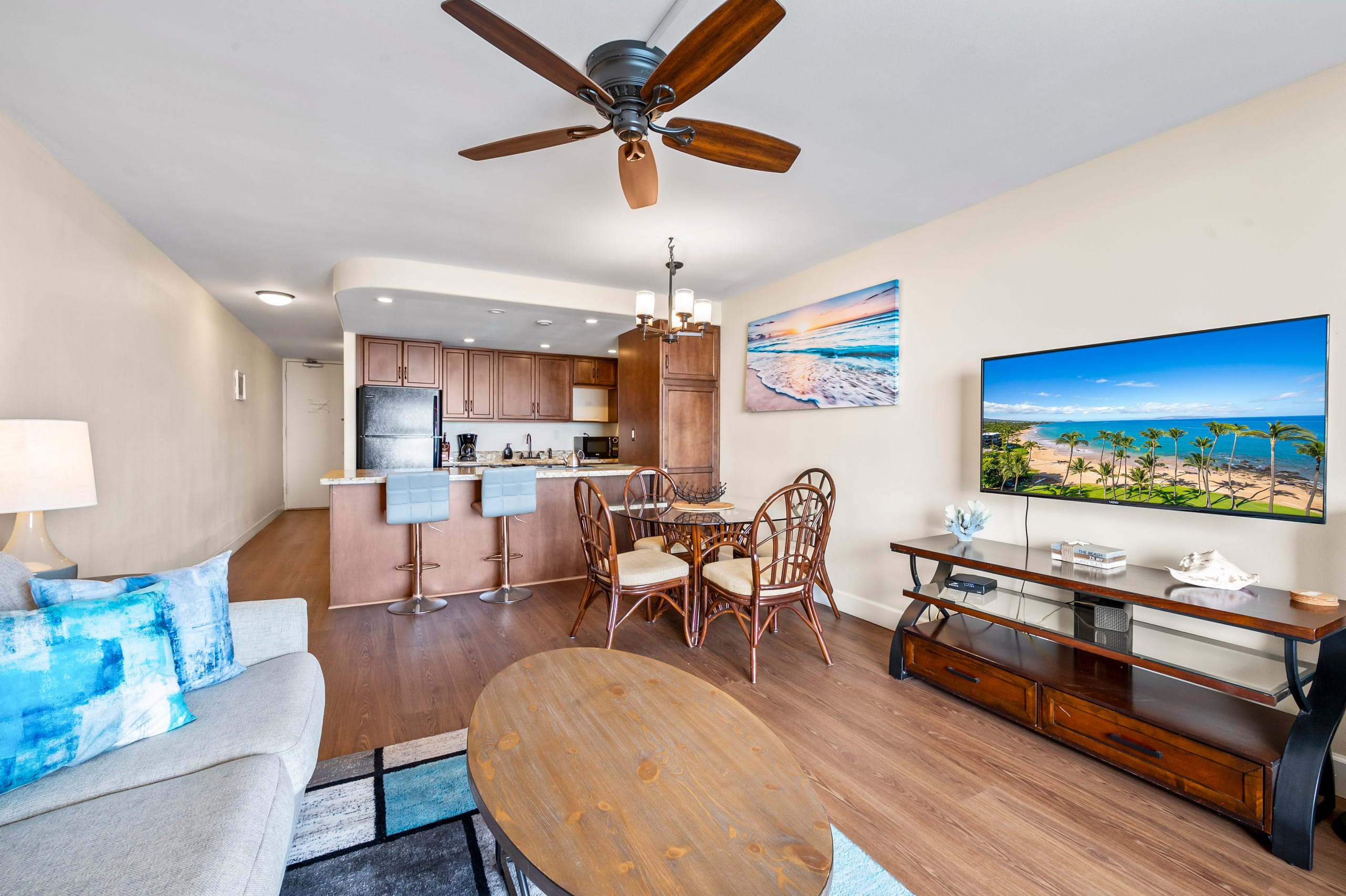 Condo in Lahaina · ★4.94 · 1 bedroom · 2 beds · 1 bath - Image 5