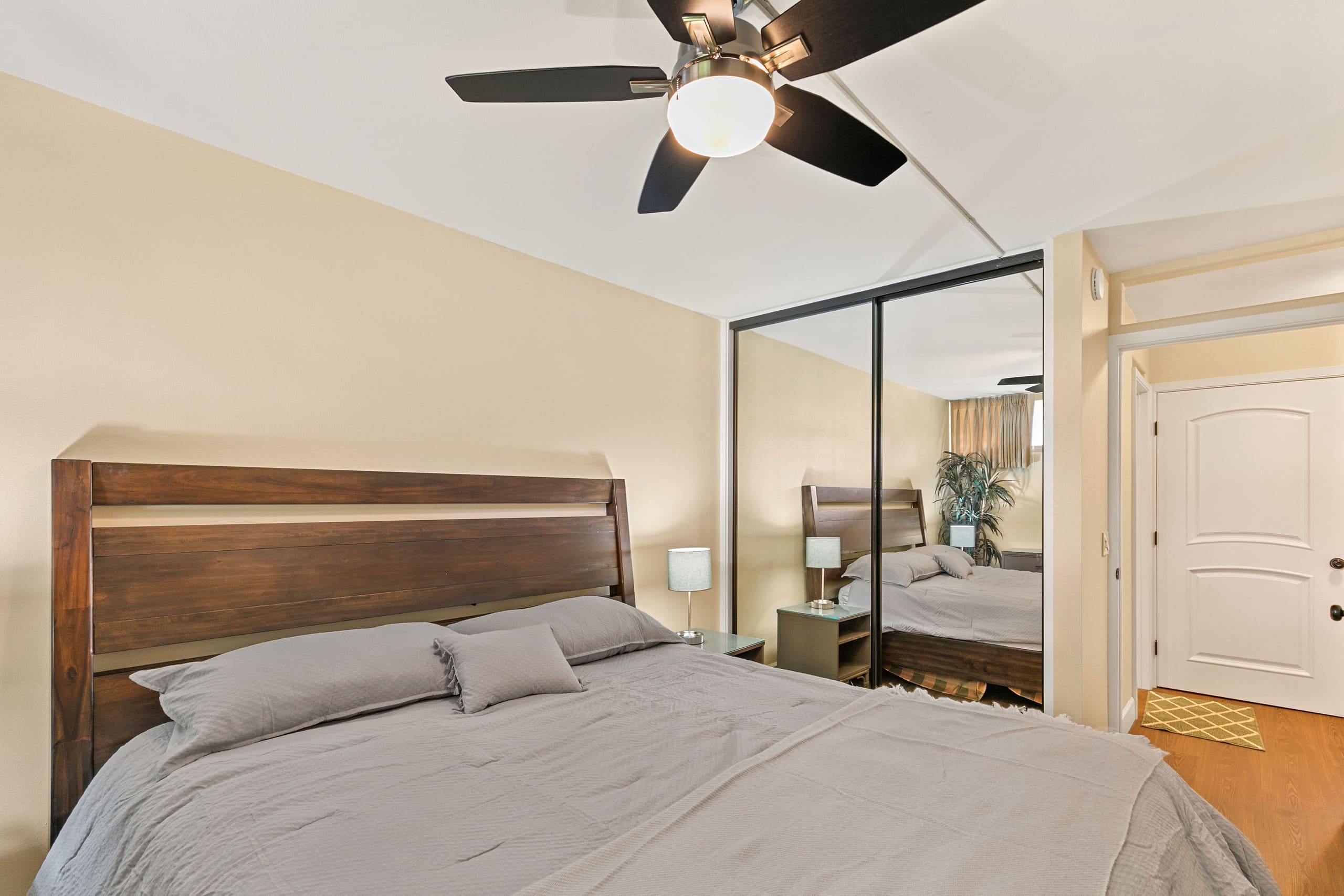 Condo in Lahaina · ★4.94 · 1 bedroom · 2 beds · 1 bath - Image 11