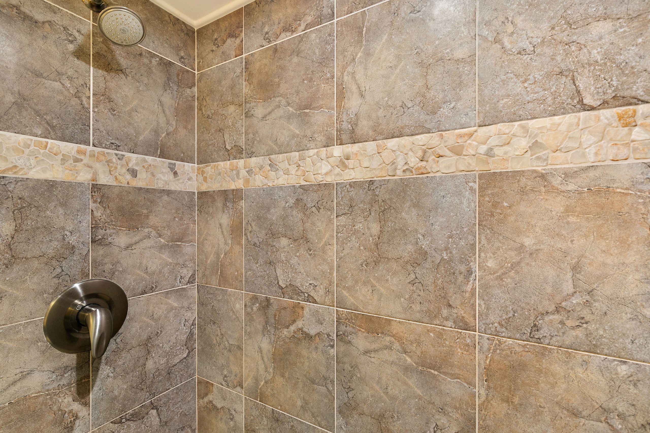 Condo in Lahaina · ★4.94 · 1 bedroom · 2 beds · 1 bath - Image 13