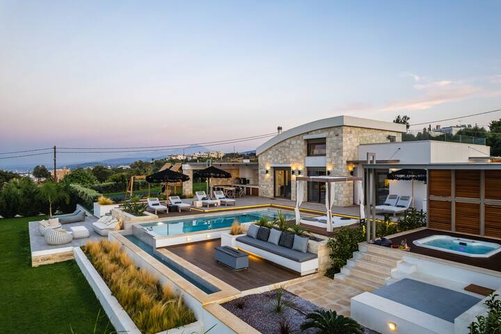 Perfect Hideaway for Families & Unmatched Sunsets gallery image 3