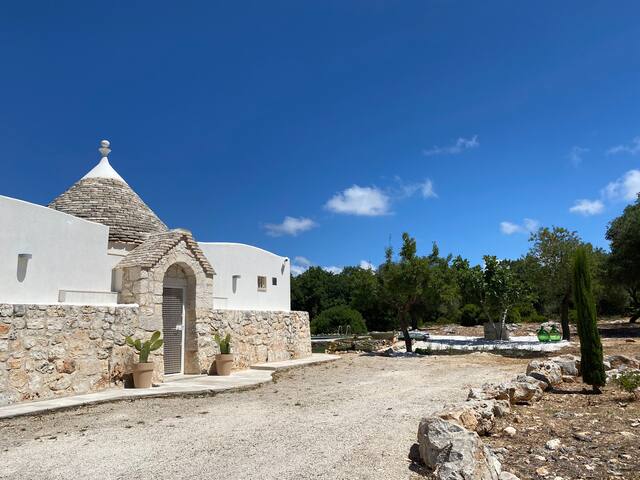 Idyllischer Trullo mit Pool gallery image 3