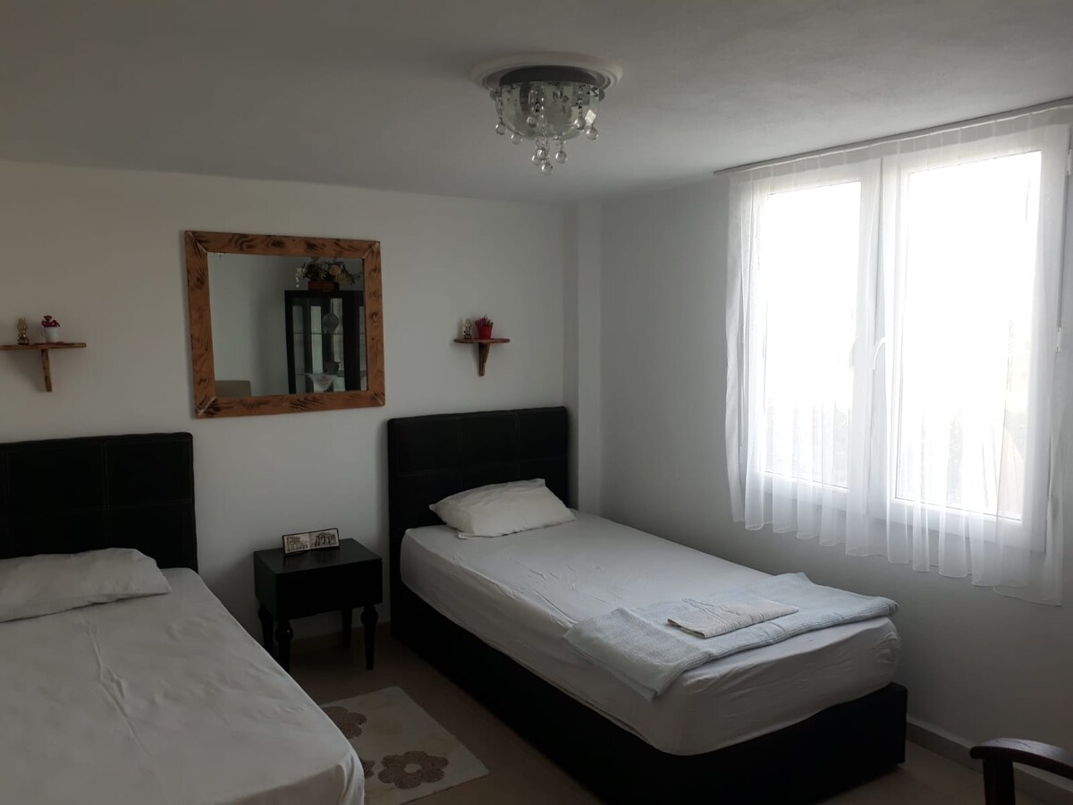 Втора спална соба