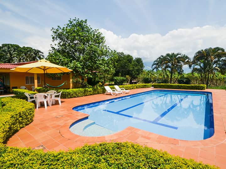 Finca Hotel Los Bejucos Con Piscina - Restrepo - Restrepo